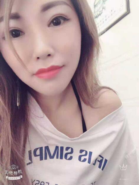 天河地铁站 甜欣